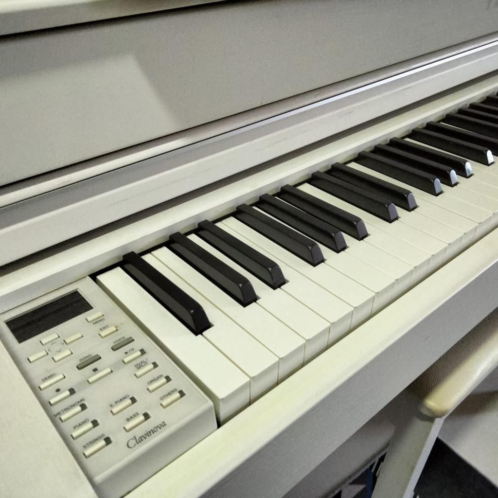 Fire Sale..! Digital Piano Yamaha CLP535, Hobbies & Toys, Music