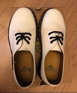 （分類：）位於 。 由 thrifting_hk 提交（商品編號 1209684976，圖片 1）。簡介： 。