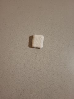 Earnuds IN BRAND NEW CONDITION