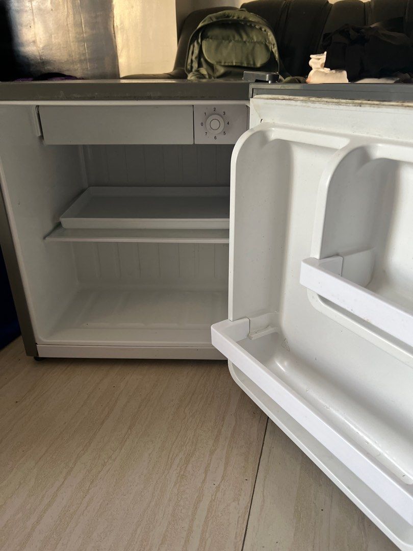 Eureka Mini Ref, TV & Home Appliances, Kitchen Appliances