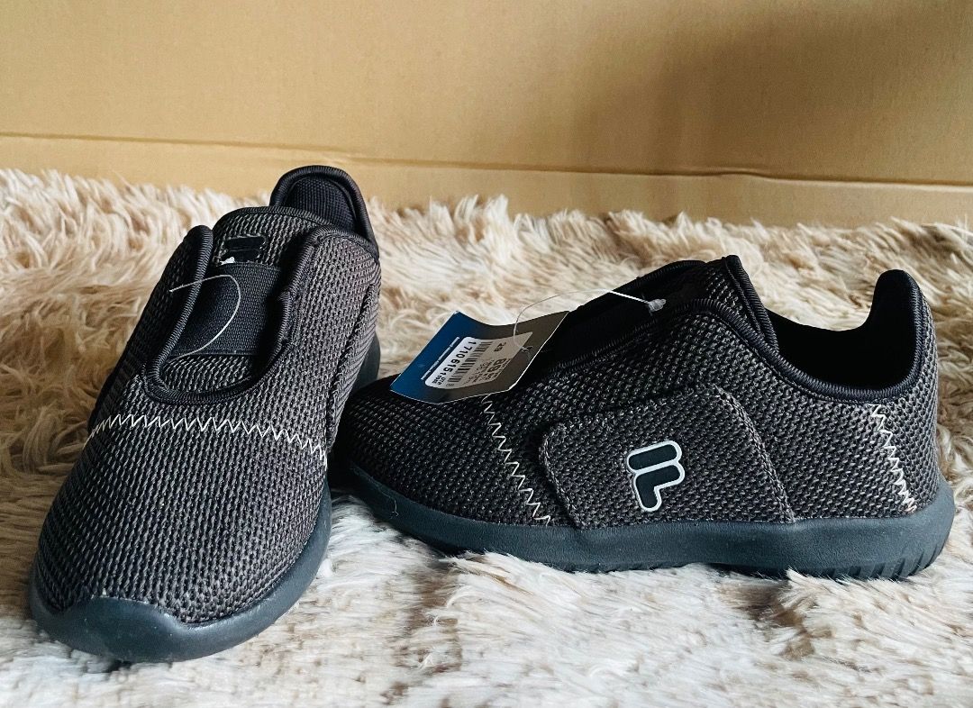 Kids 29 shoe size shop