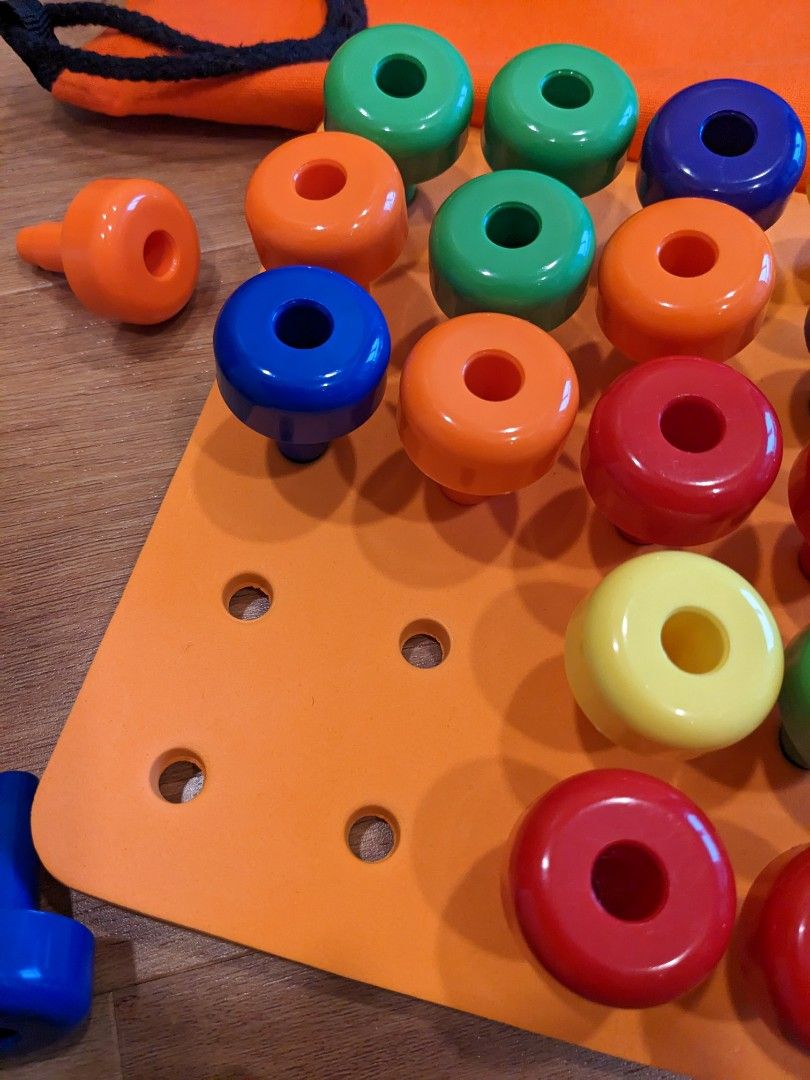 Skoolzy Foam Peg Board for Pegboard Set - Montessori Occupational