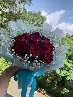Free Delivery Fresh Roses bouquet, Red,blue,champagne, purple roses,Birthdays,Valentines,Anniversary, Proposal bouquet,Sunflowers bouquet, Baby breathe, graduation bear bouquet, ROM flowers,fresh flowers bouquet, Gerbera daisy,玫瑰、向日葵 、满天星 、鲜花