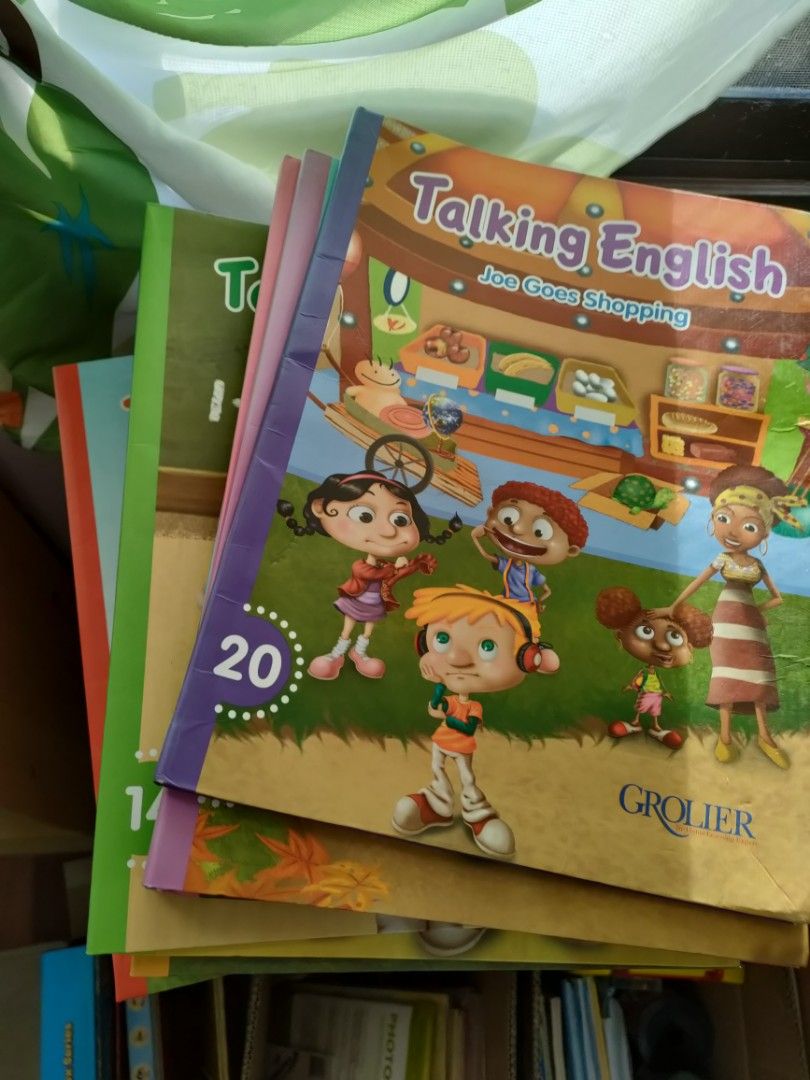 Grolier Talking English Hobbies Toys Books Magazines Children s 