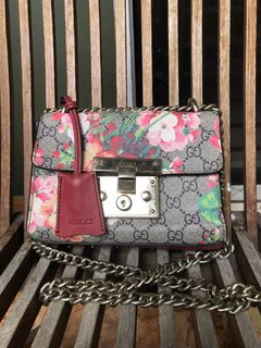 (Kategori: ) berada di . Dikirim oleh witastore (ID iklan 1212258280, Gambar 1). Deskripsi: .