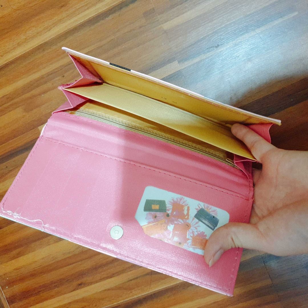 Hello Kitty Pink Wallet, Women's Fashion, Bags & Wallets, Wallets