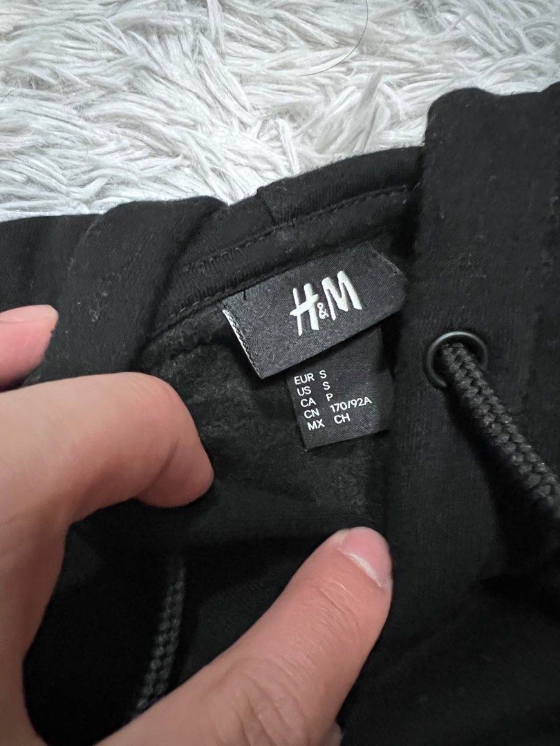 H M Black Hoodie Men s Fashion Tops Sets Hoodies on Carousell