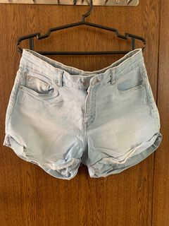 (Category: ) located in . Submitted by ligaya__ (Listing ID 1212325148, Image 1). Description: .