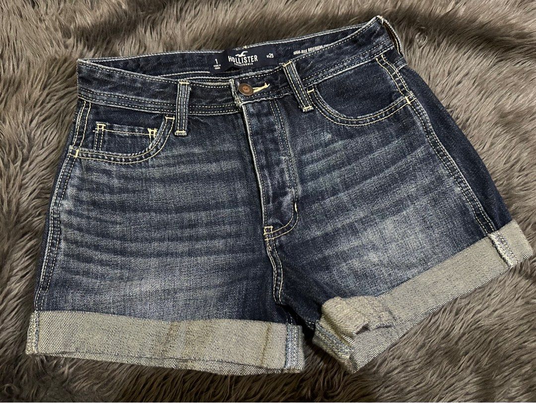 Hollister high rise boyfriend 2025 shorts