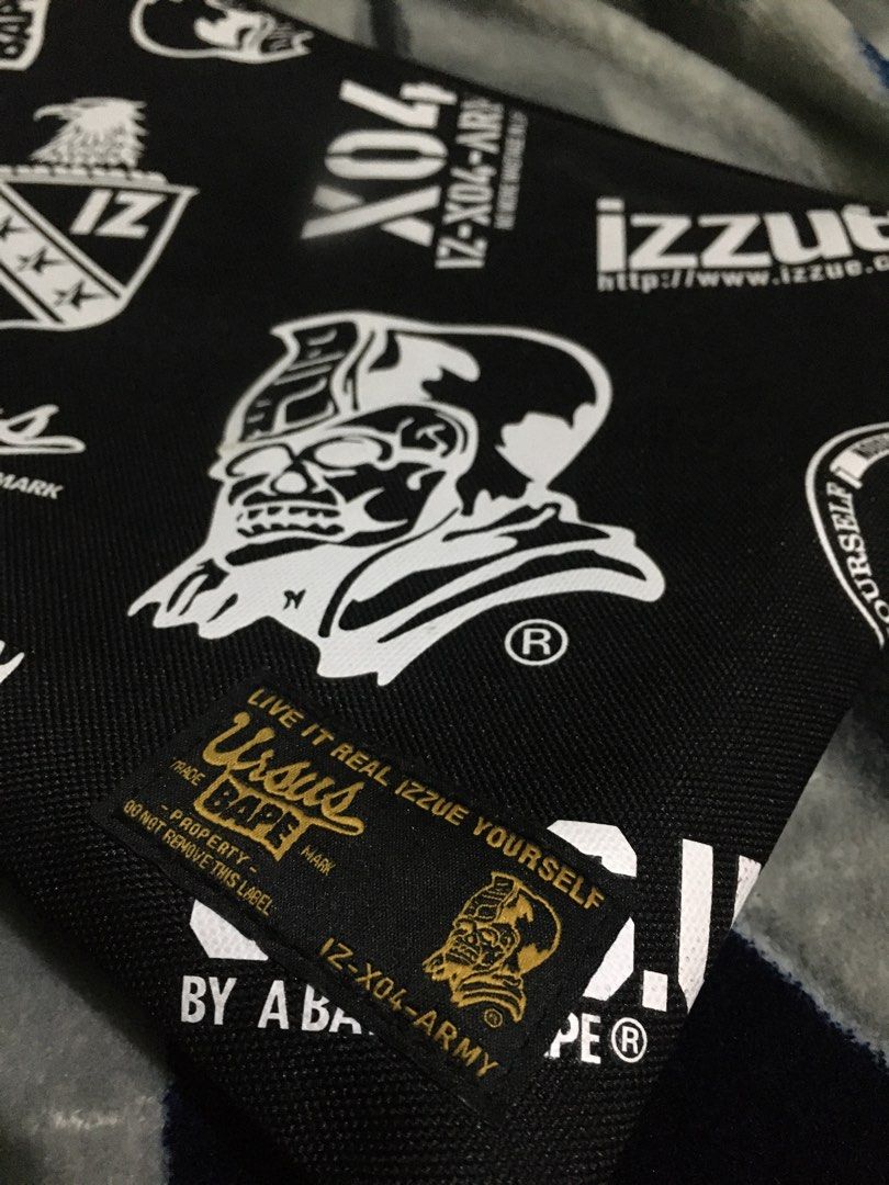 Izzue x Ursus Bape Clutch Bag (Category: Belt bags, Clutches and Pouches) located in Iriga City. Submitted by blimpshady (Listing ID 1212383922, Image 3). Description: Izzue x Ursus Bape Cluth Bag 9" by 12" Very good condition Minimal signs of usage.