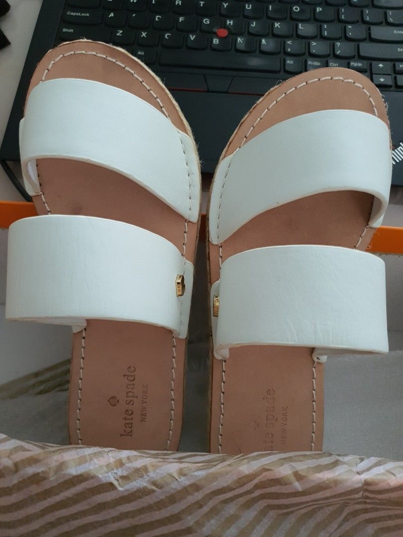 White sandals size new arrivals 5.5