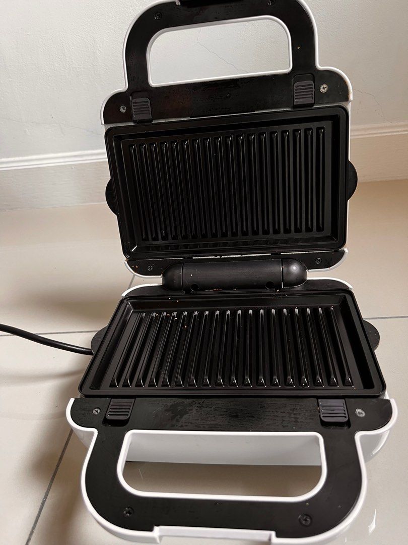 Kenwood 3in1 Waffle Sandwich Maker, TV & Home Appliances, Kitchen