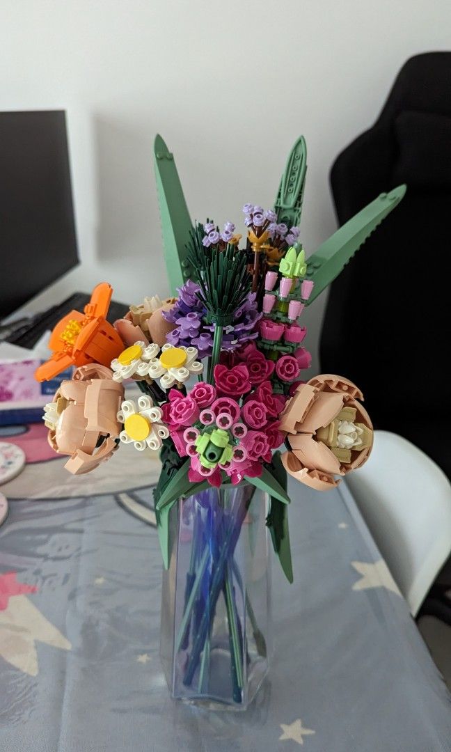 LEGO Flower Bouquet 10280, Hobbies & Toys, Toys & Games on Carousell