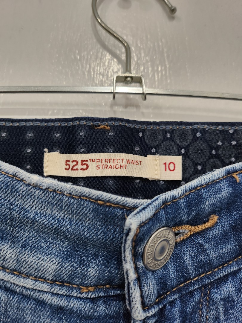 Levi's 525 Perfect Waist Straight Jeans, Women's Fashion, Bottoms, Jeans on  Carousell