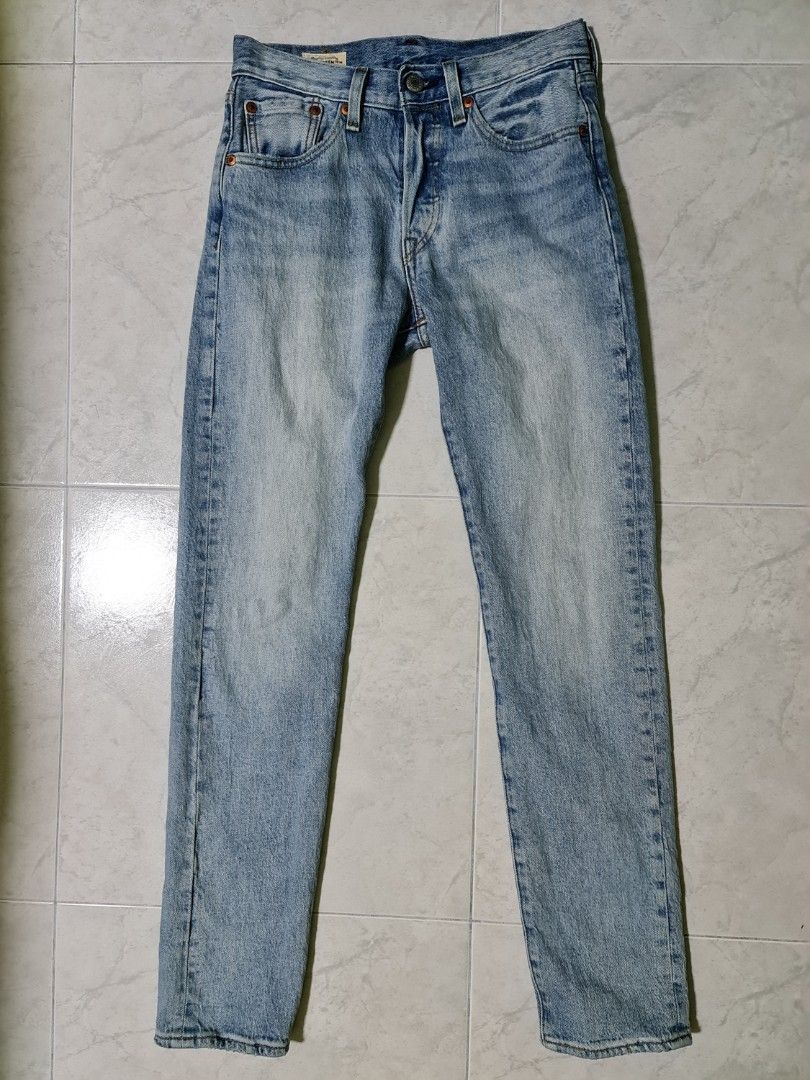 W27 L32 Levi s Men s 501 Slim Taper Jeans