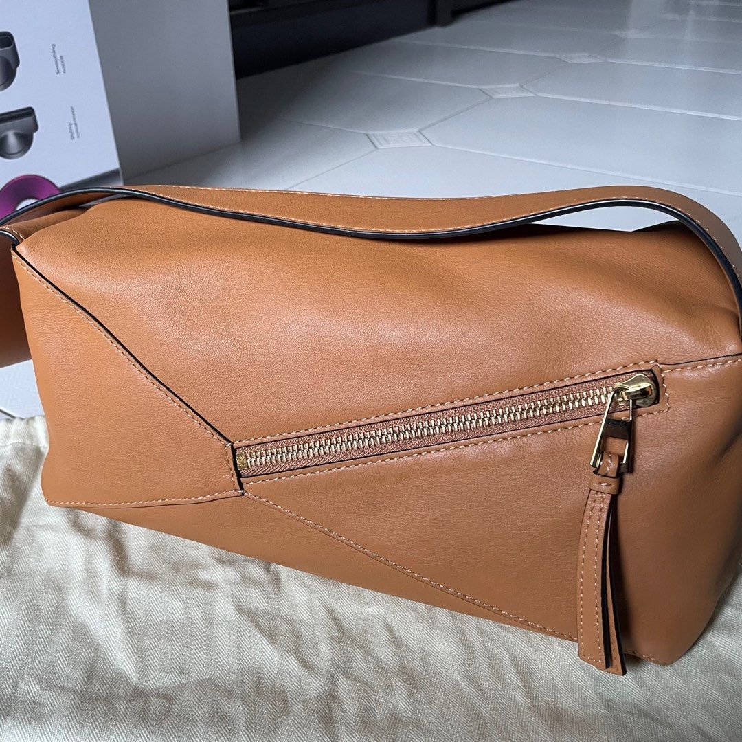 LOE LUNA HOBO 28 BAG IN WARM DESERT CALFSKIN