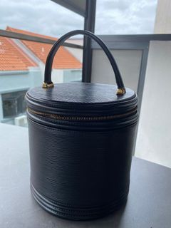 Louis Vuitton Epi Leather Clutch - Black Clutches, Handbags