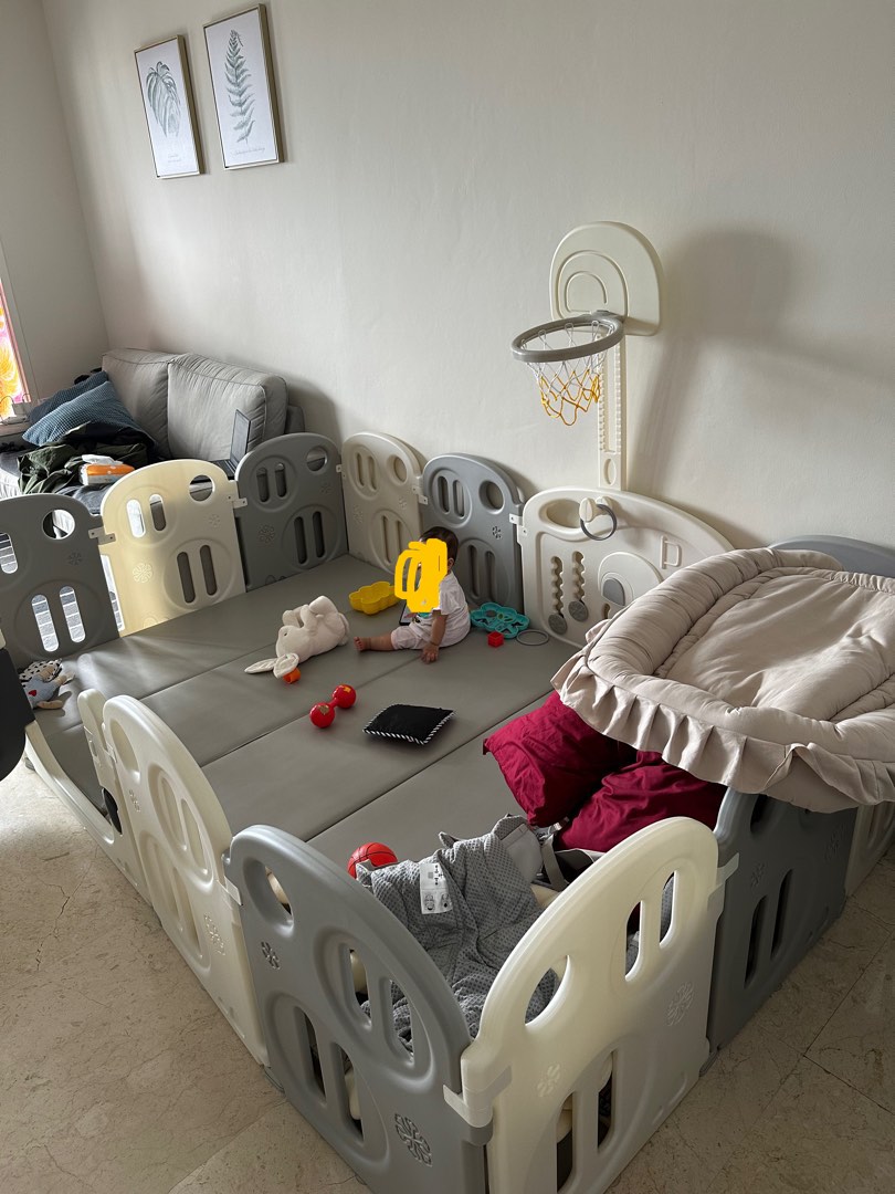 LUMBA Playmat Penguin Fence (beli Sep 2022), Babies & Kids, Others on