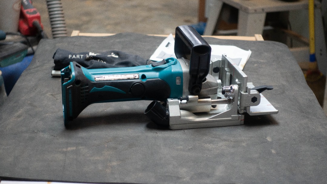 Makita Plate Jointer, Commercial & Industrial, Construction Tools