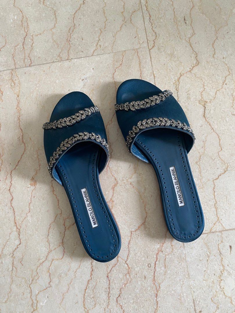 manolo blahnik crystal slides