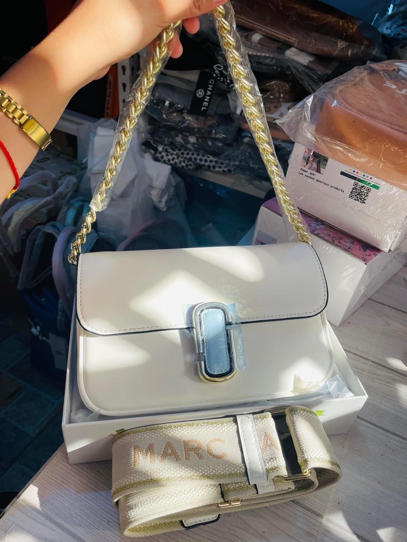 Marc Jacobs Sling Bag, Women's Fashion, Bags & Wallets, Shoulder Bags ...