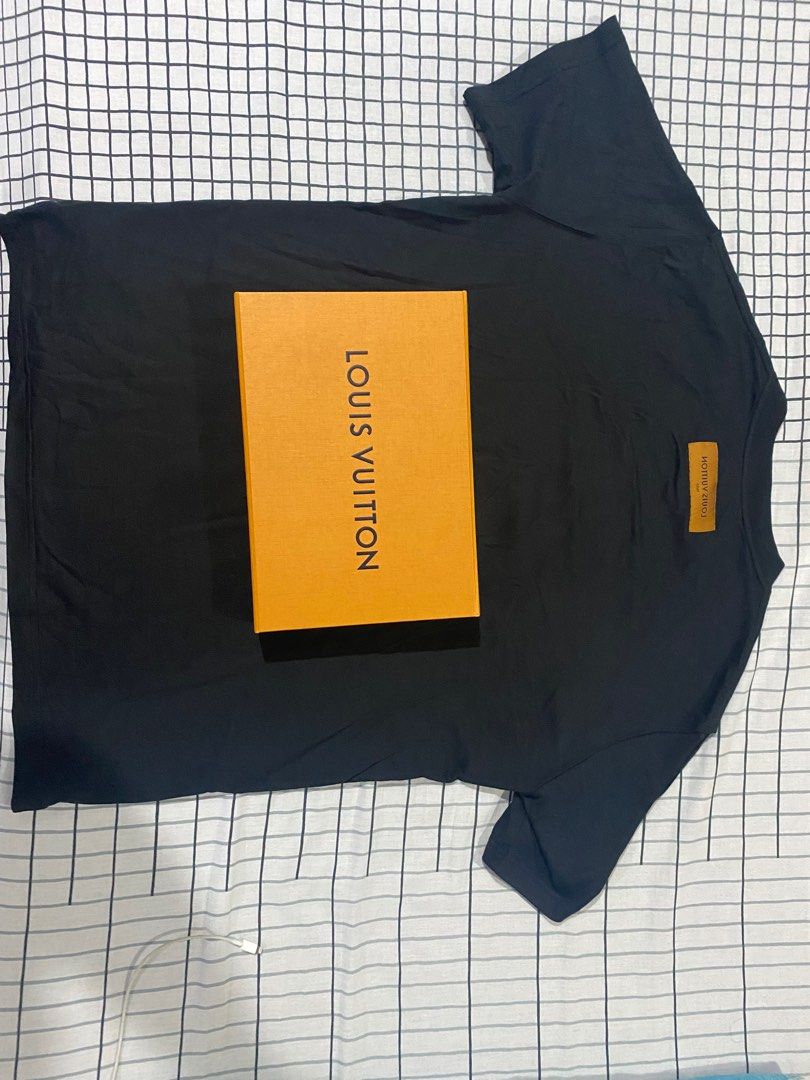 Men's Louis Vuitton Logo Solid Color Short Sleeve Black T-Shirt 1A96WN US S
