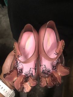 (Category: ) located in . Submitted by lovedby.mnc (Listing ID 1212374981, Image 1). Description: .