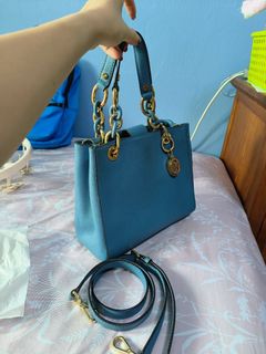 (Category: ) located in . Submitted by HandleWithCare (Listing ID 1212302361, Image 1). Description: .
