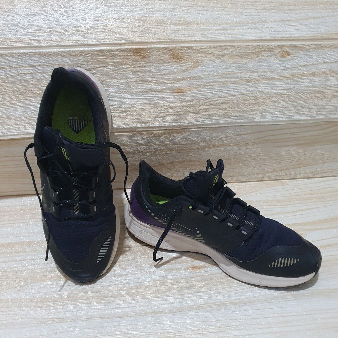 nike aq8005