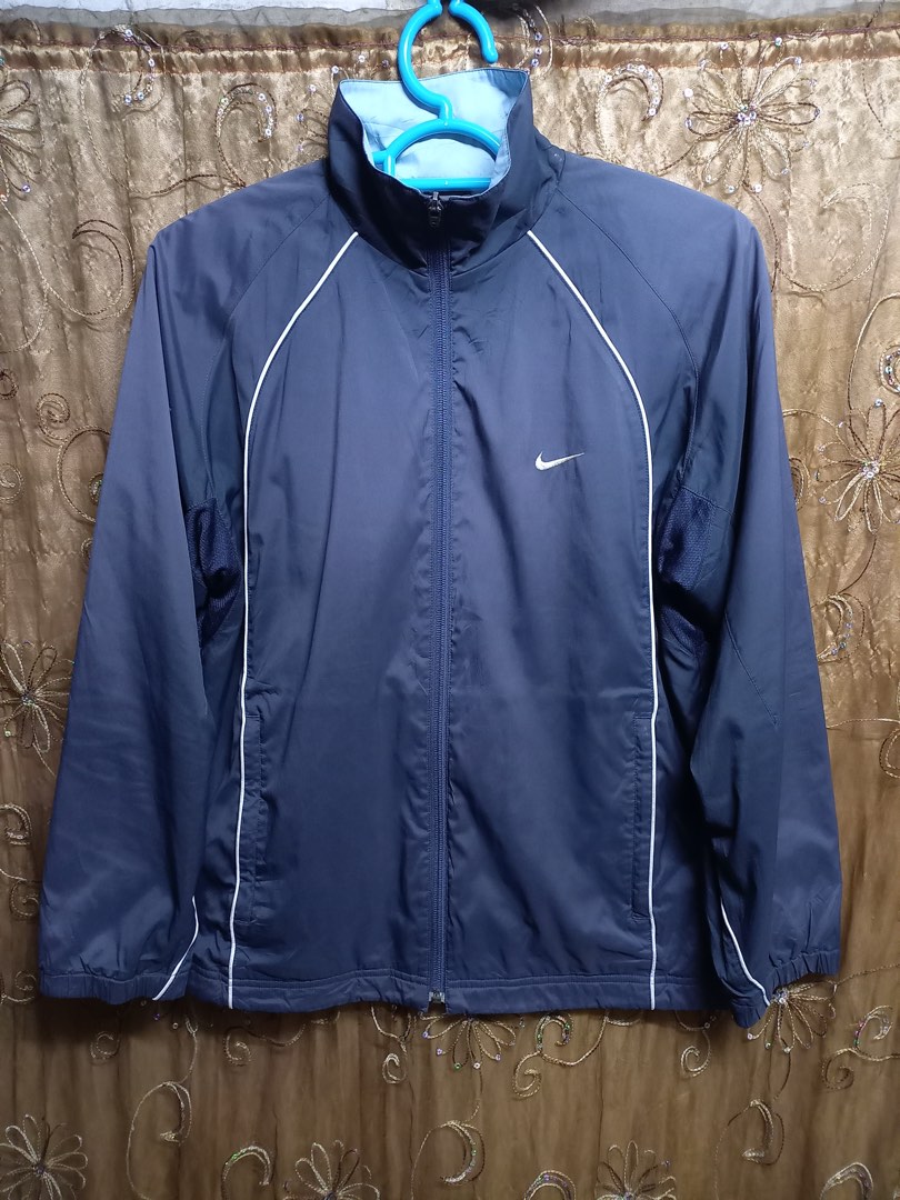 Used nike windbreaker outlet