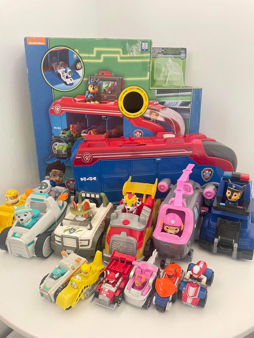 Paw Patrol set take all, Hobbies & Toys, Toys & Games on Carousell