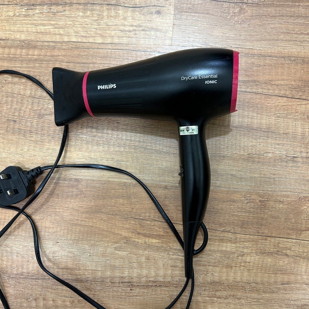 Canberra Mordrin proposition Philips Hair Dryer DryCare Essential Ionic, Beauty & Personal Care, Hair on  Carousell