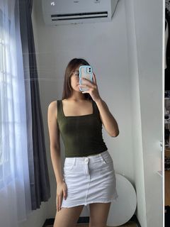 PLUFFY’S CHOICE SQUARED ARMY GREEN TANK TOP