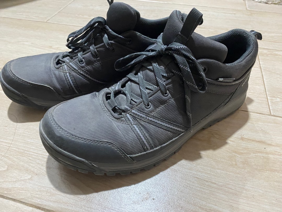 Quechua Mens Waterproof Hiking Shoes 9.5US, Men's Fashion, Footwear