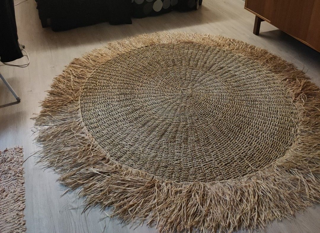 Round Carpet Rattan, Furniture & Home Living, Home Decor, Carpets, Mats