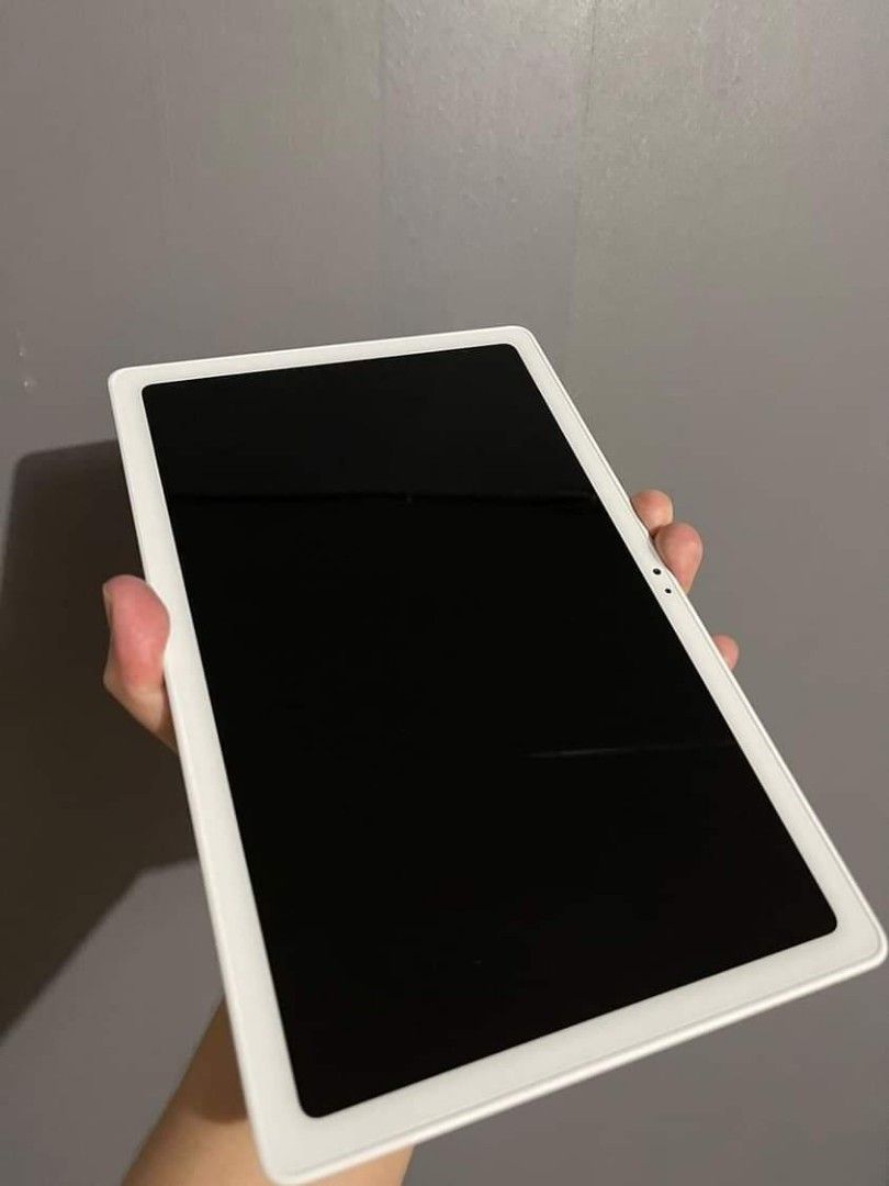 Samsung tab A7 T505N (Category: Android) located in Silay City. Submitted by nikitaanne (Listing ID 1212359674, Image 2). Description: original SAMSUNG GALAXY TAB A7(SM T505N) 10.4 inch LTE Rarely used Good as new (9 month old) No issues.