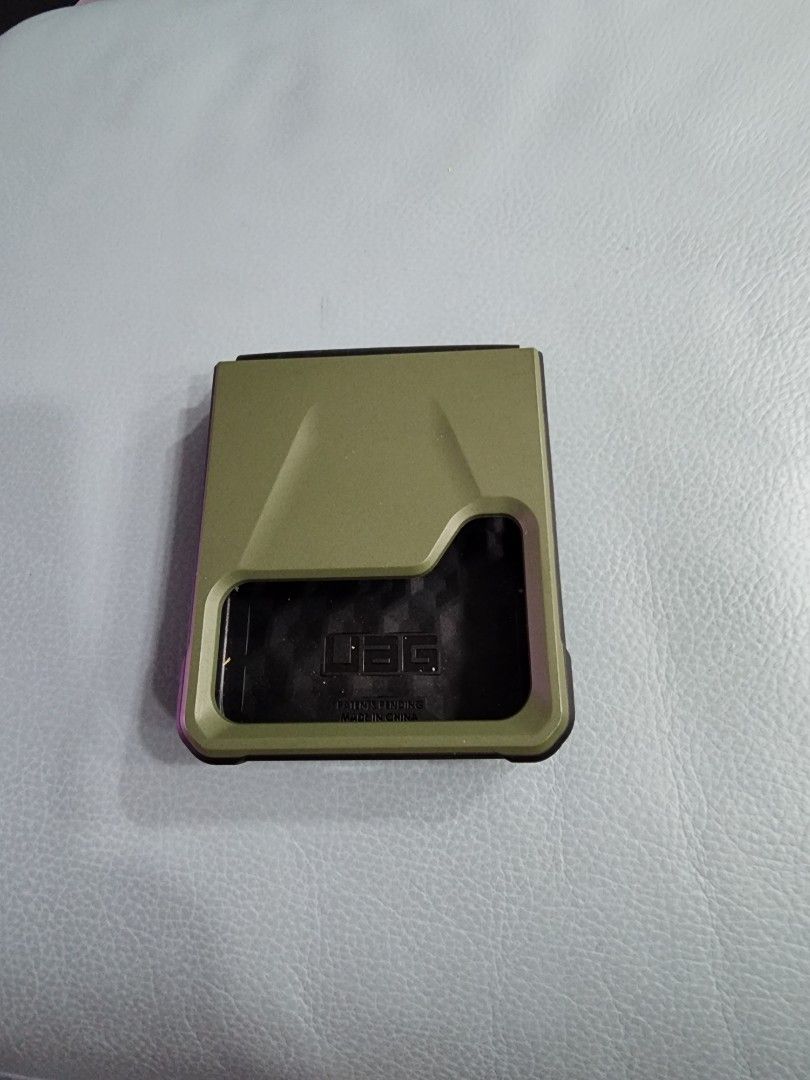 Samsung z flip 4 (UAG original casing), Mobile Phones & Gadgets, Mobile