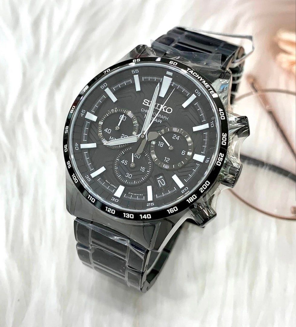 Seiko Quartz Chronograph Black Dial Sapphire Crystal Glass Stainless Steel Watch