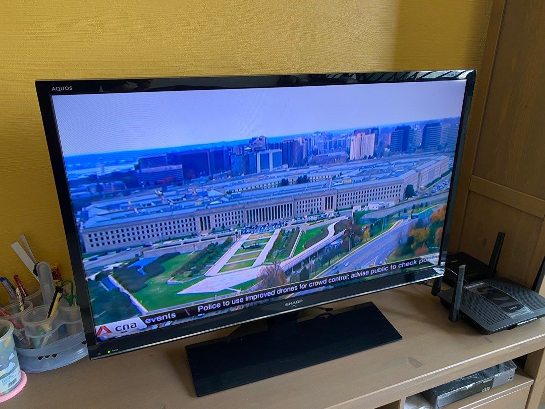 Sharp Aquos TV, TV & Home Appliances, TV & Entertainment, TV on Carousell