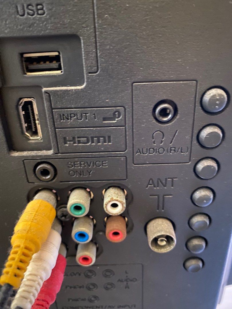 Sharp Aquos TV, TV & Home Appliances, TV & Entertainment, TV on Carousell