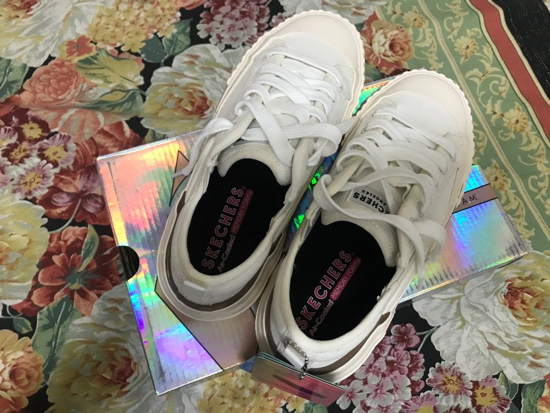 skechers-women-s-fashion-footwear-sneakers-on-carousell