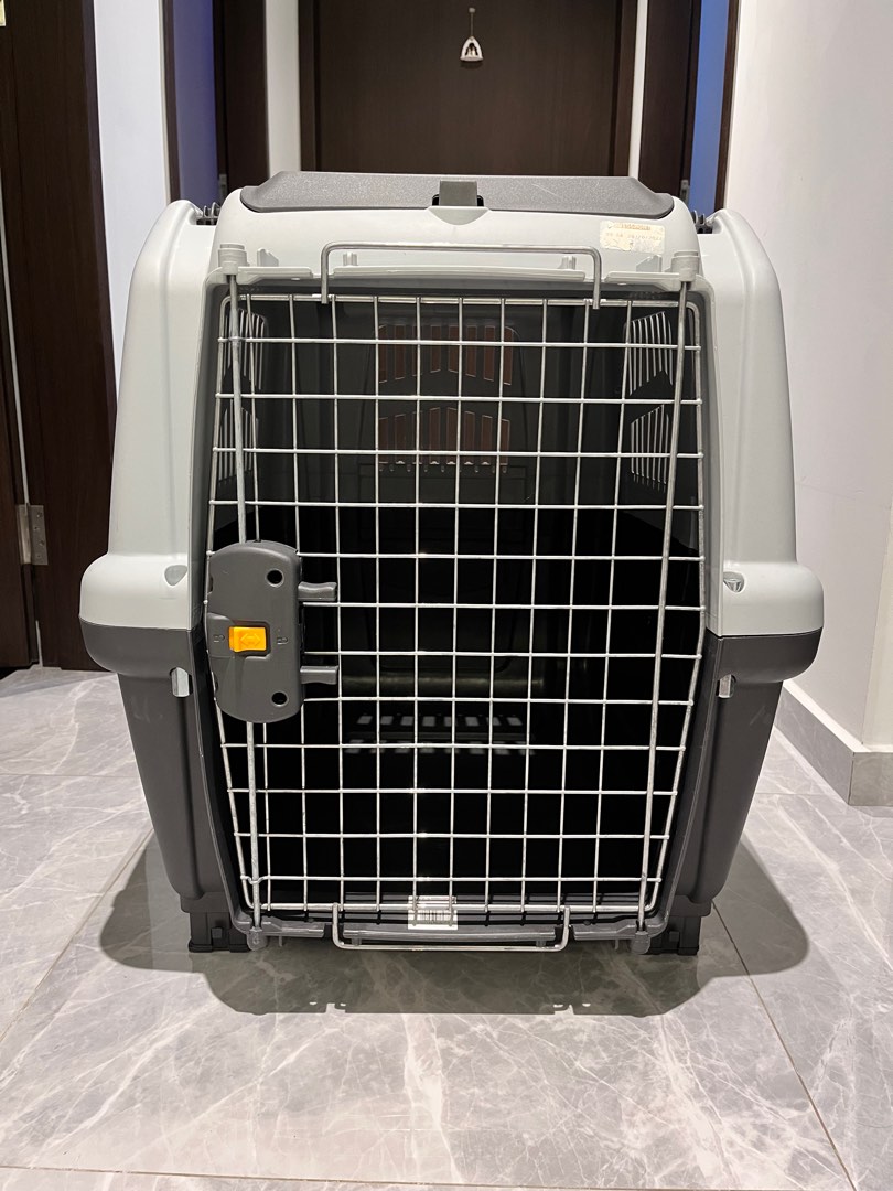 Skudo Dog Transportation Crate with Handles, Pet Supplies, Homes