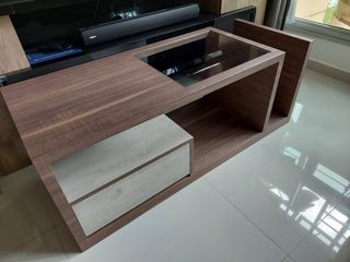 Table (real wood)