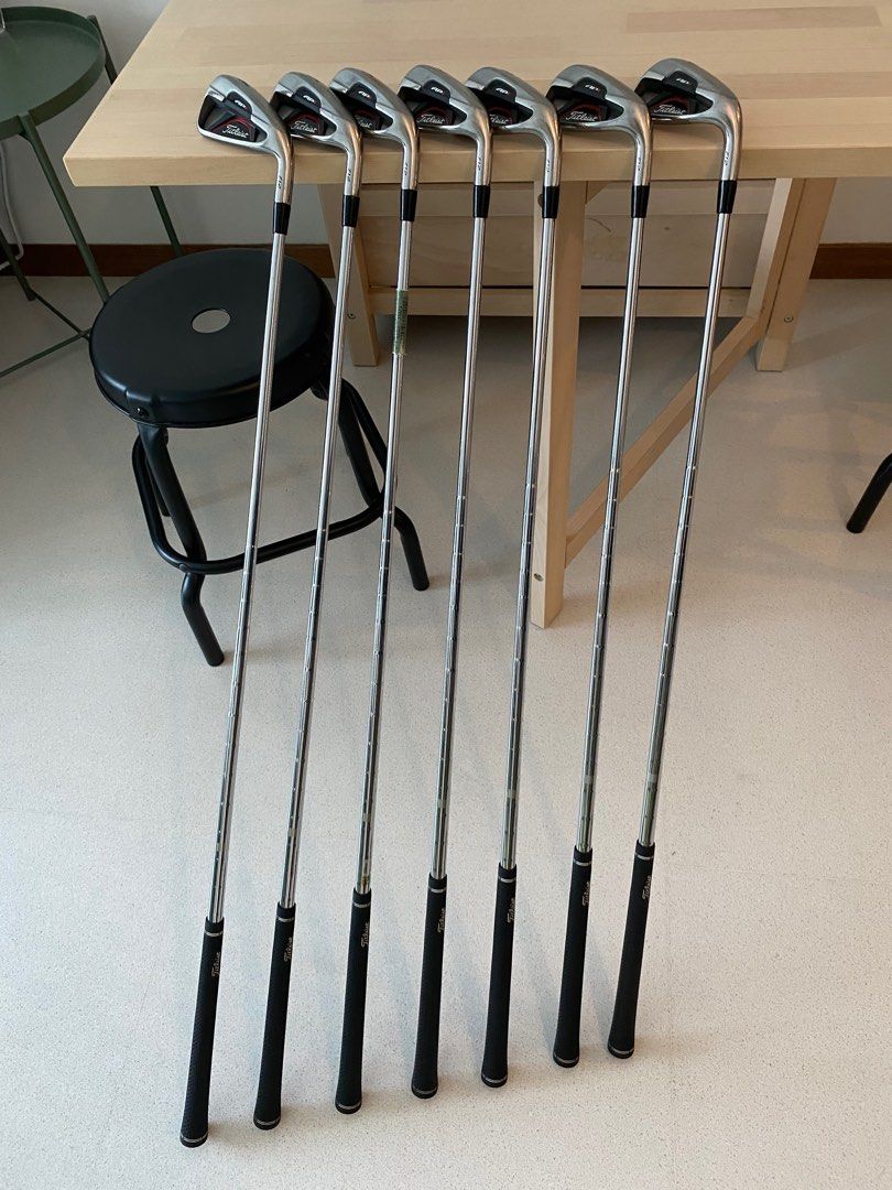 Set fer à repasser droit Titleist CB 712 4-9,P NsPRO 950GH