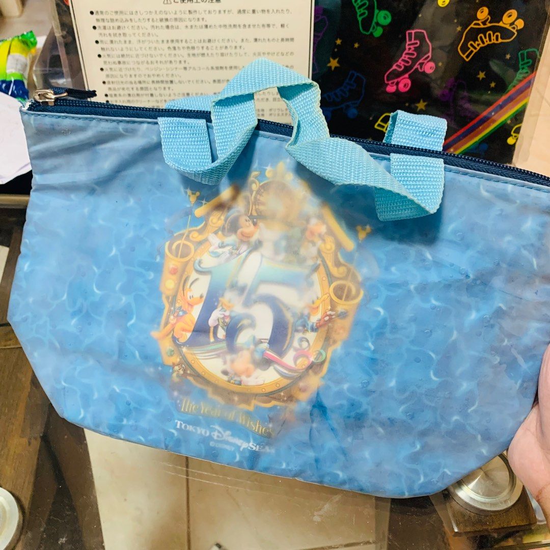 Tokyo Disney insulated bag (Category: Diaper Bags & Wetbags) located in Makati City. Submitted by anyajapanthriftshop (Listing ID 1212309057, Image 1). Description: .