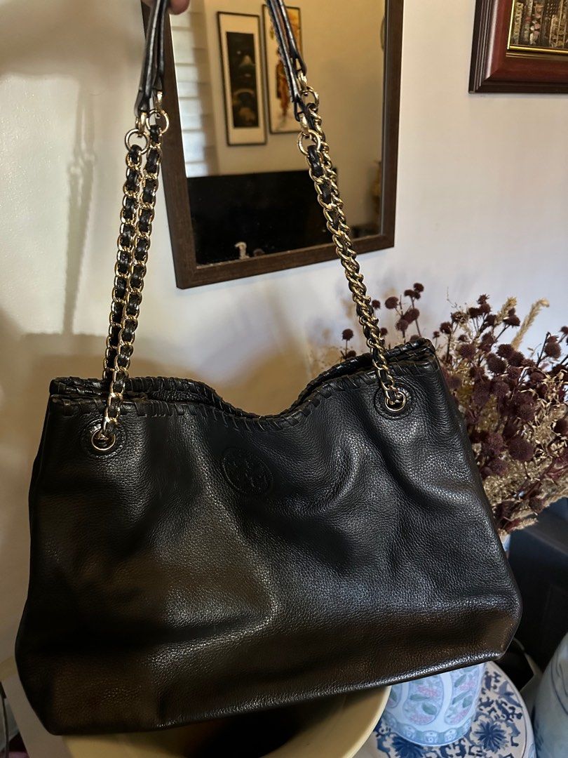 Tory Burch Marion Chain-shoulder Slouchy Tote, Luxury, Bags & Wallets on  Carousell