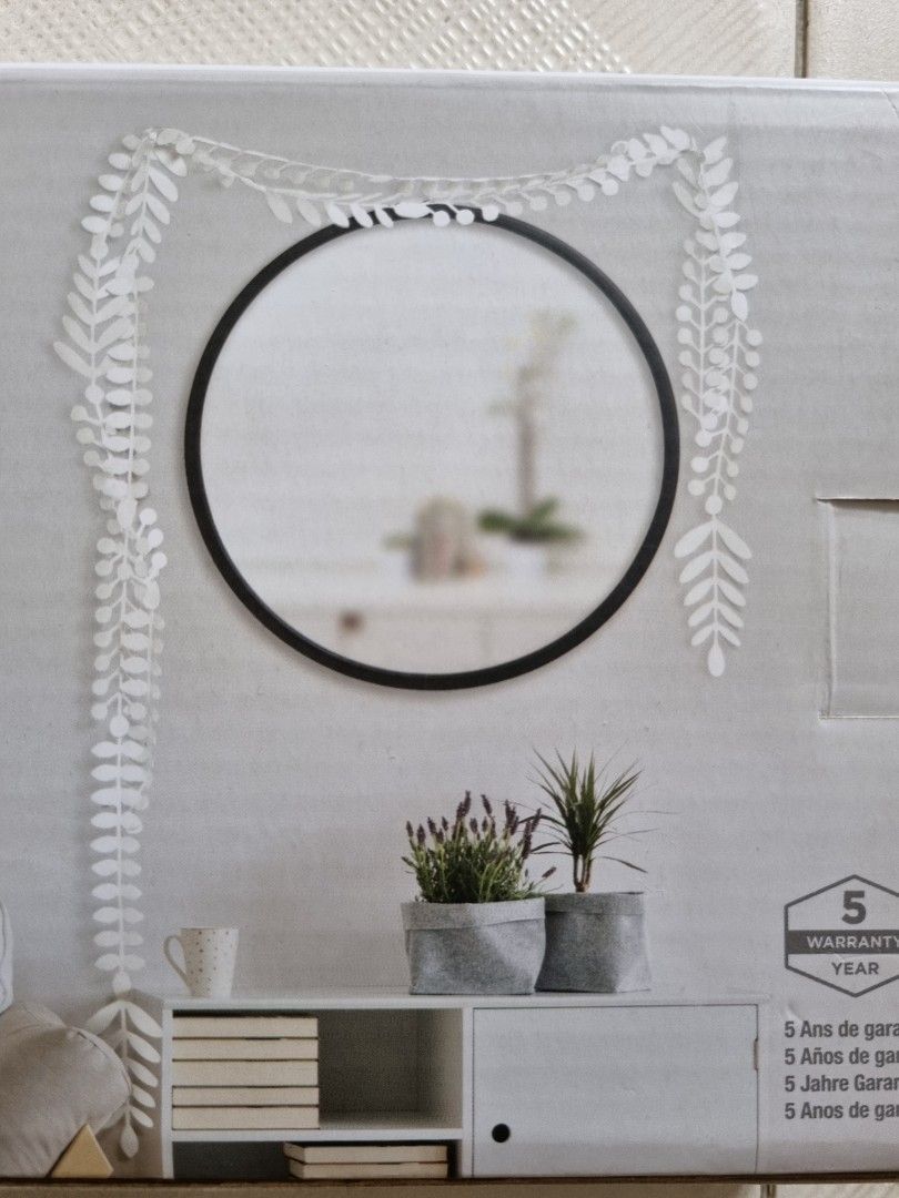 Umbra Vines Wall decor, Furniture & Home Living, Home Decor, Wall Decor