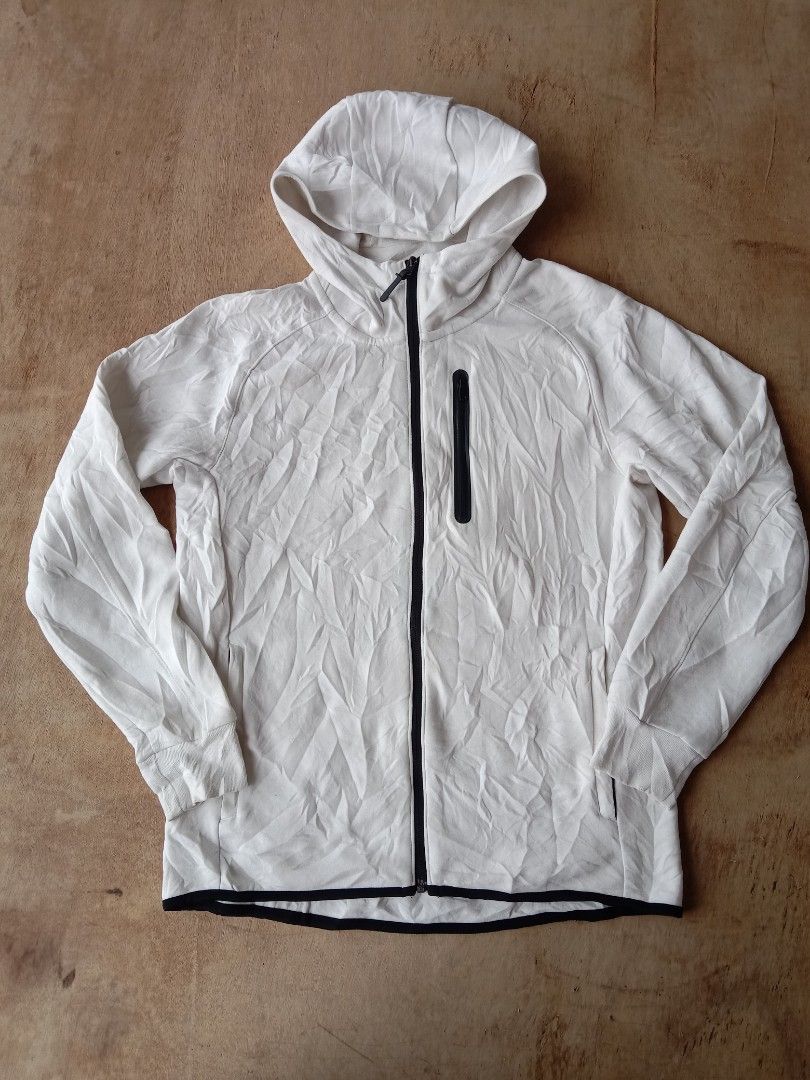 Uniqlo Tech Fleece Jacket, Women's Fashion, Coats, Jackets and