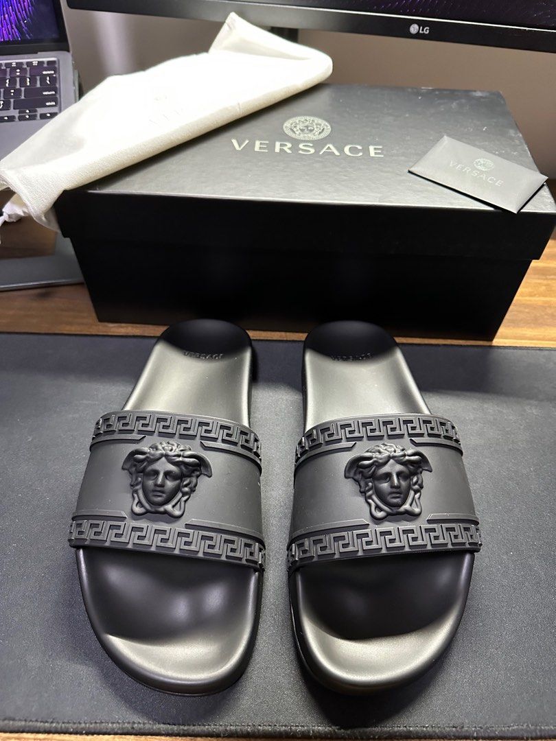 Versace discount medusa slides