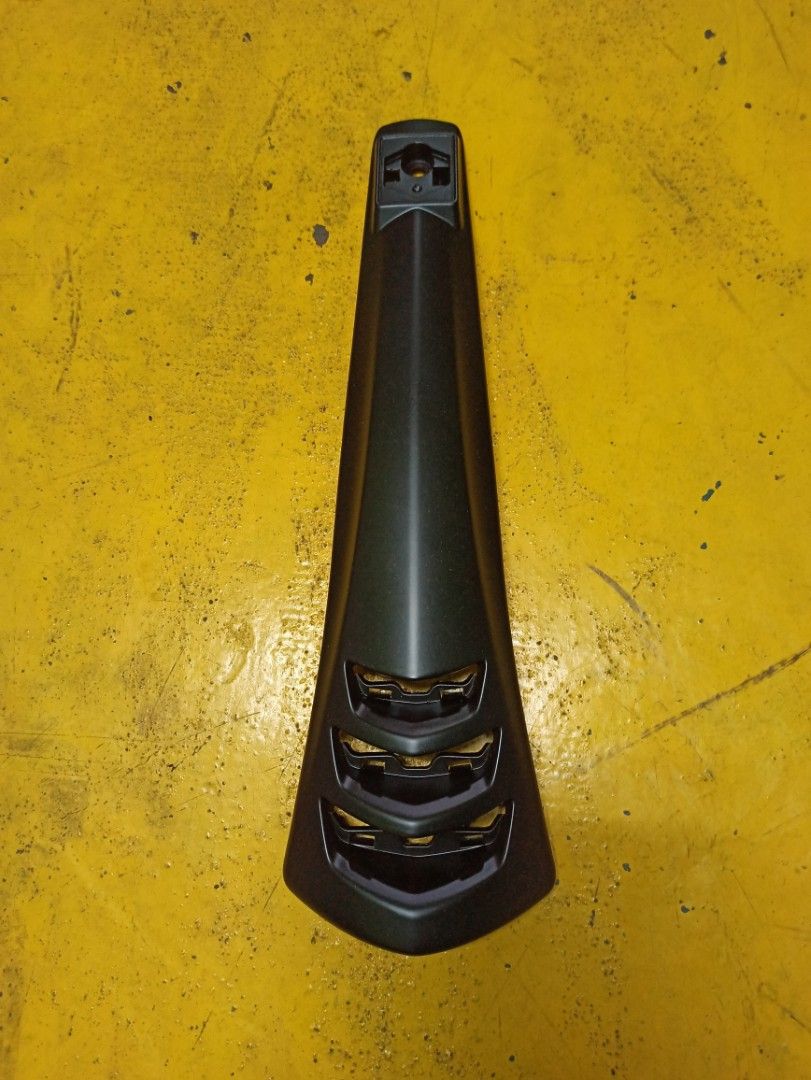 Vespa sprint horn cover original, Motorcycles, Motorcycle Accessories